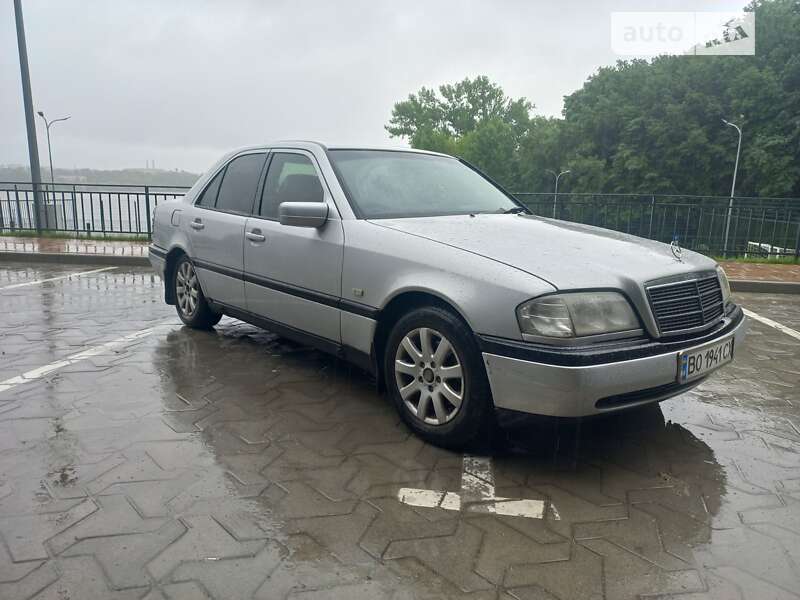 1996 mercedes-benz c-180