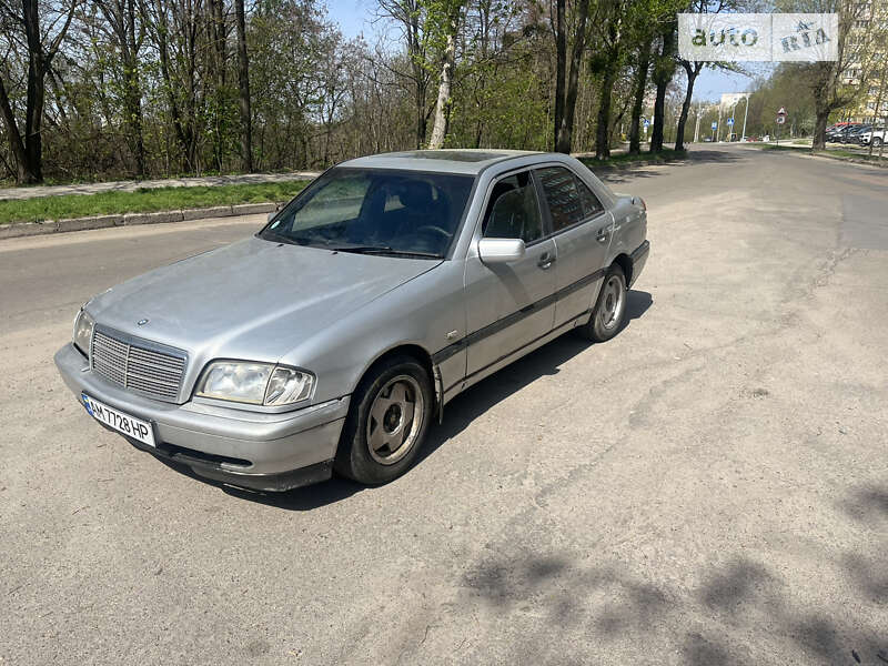 1996 mercedes-benz 180c
