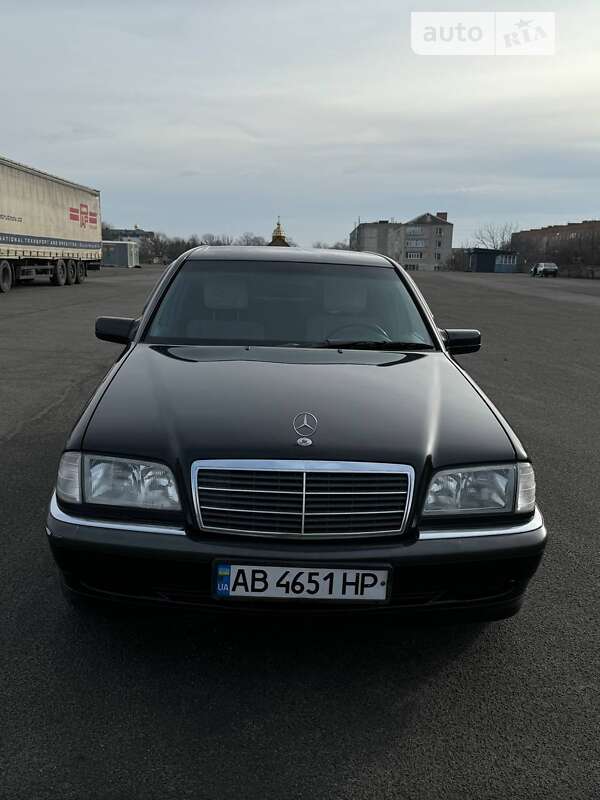 2000 mercedes-benz 180c