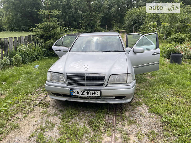 1995 mercedes-benz c 200