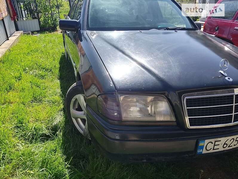 1995 mercedes-benz 220