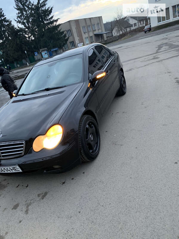 2001 mercedes-benz c 200