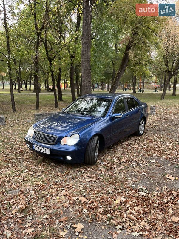 2002 mercedes-benz c-class