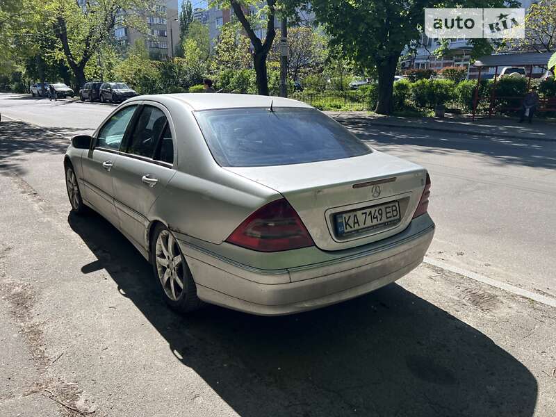 2000 mercedes-benz c 220