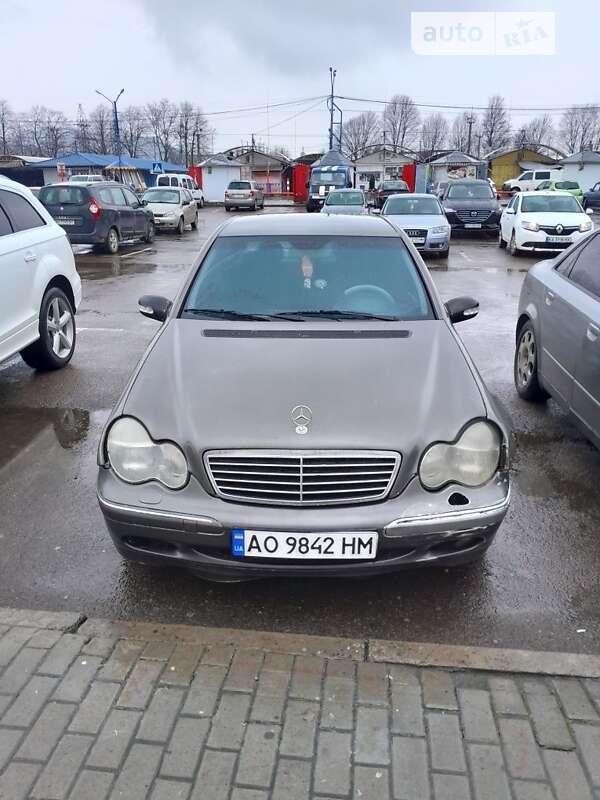 2000 mercedes-benz c 220