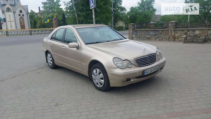 2001 mercedes-benz c 220