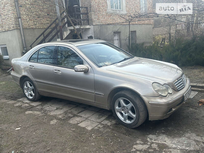 2001 mercedes-benz c 220