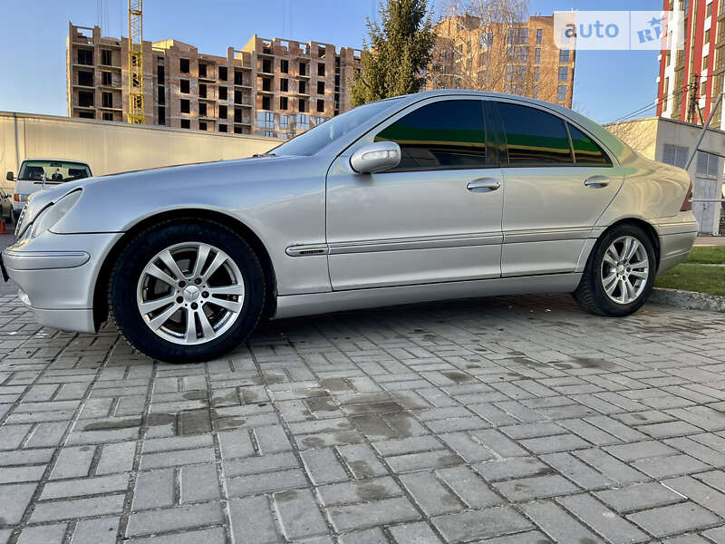 2001 mercedes-benz c 220