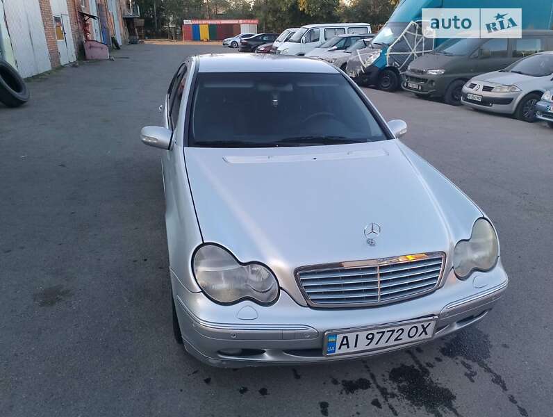 2001 mercedes-benz c 220