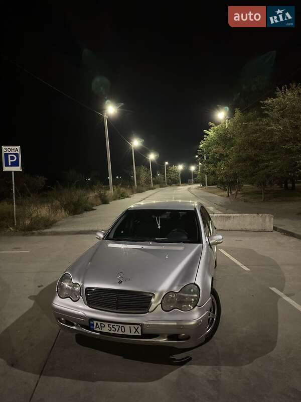 2001 mercedes-benz c-class
