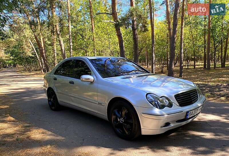 2002 mercedes-benz c 220