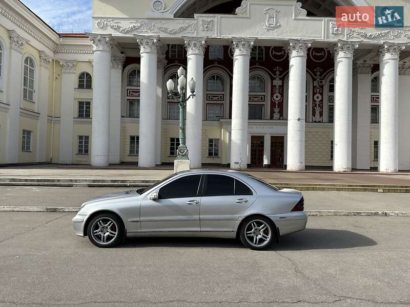 2000 mercedes-benz c 220