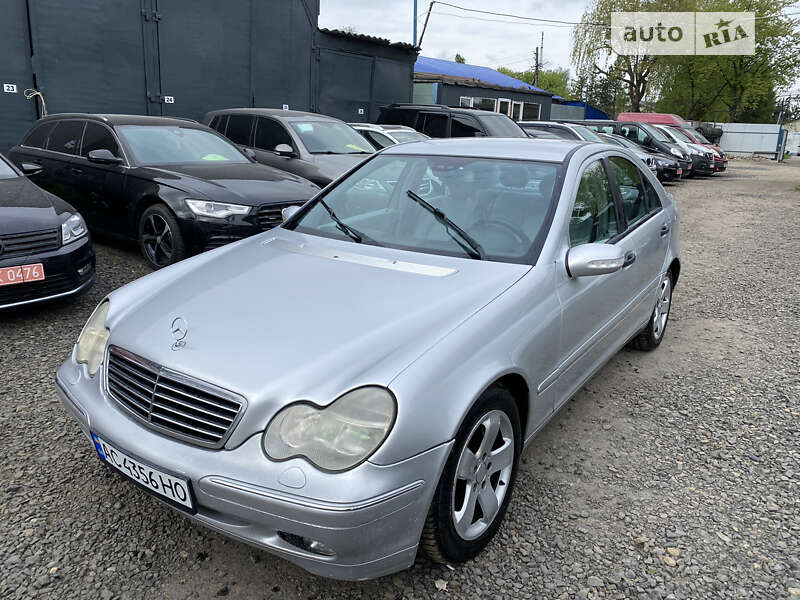 2001 mercedes-benz c 220