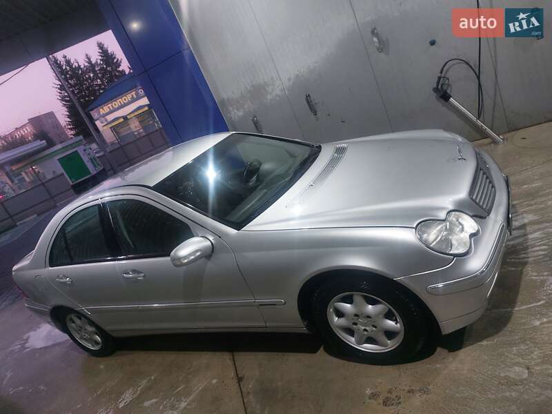 2002 mercedes-benz c 220 cdi