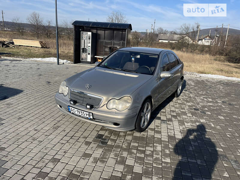 2003 mercedes-benz c 200 cdi