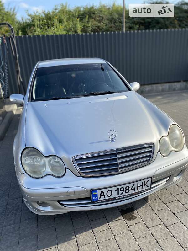 2004 mercedes-benz c 200 cdi