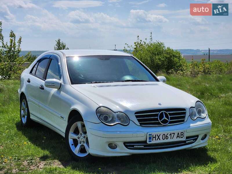 2004 mercedes-benz c 200
