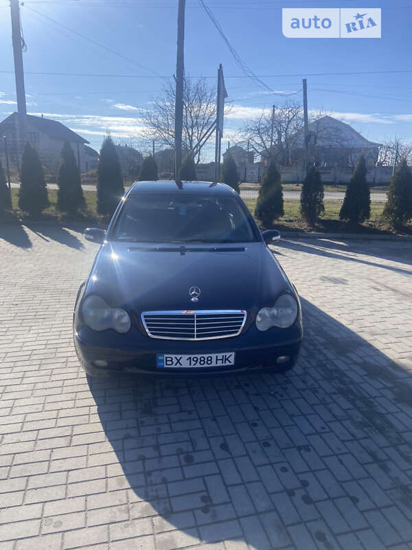 2004 mercedes-benz c 220
