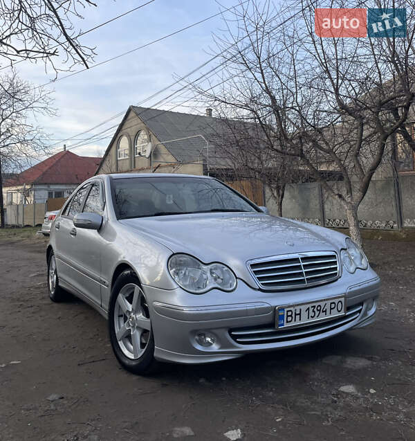 2004 mercedes-benz c 220 d