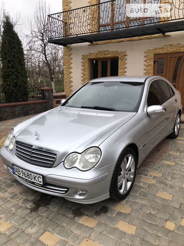 2004 mercedes-benz c 220 cdi