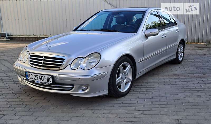 2005 mercedes-benz c 220