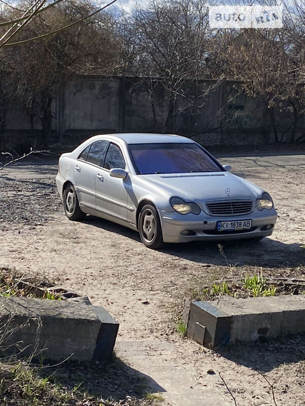 2001 mercedes-benz c 270 cdi