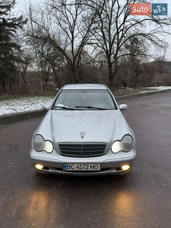 2001 mercedes-benz c-class