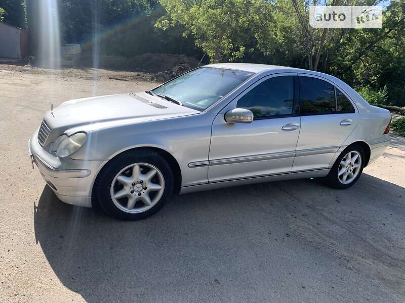 2004 mercedes-benz c 270 cdi