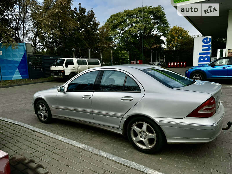 2004 mercedes-benz c 270 cdi