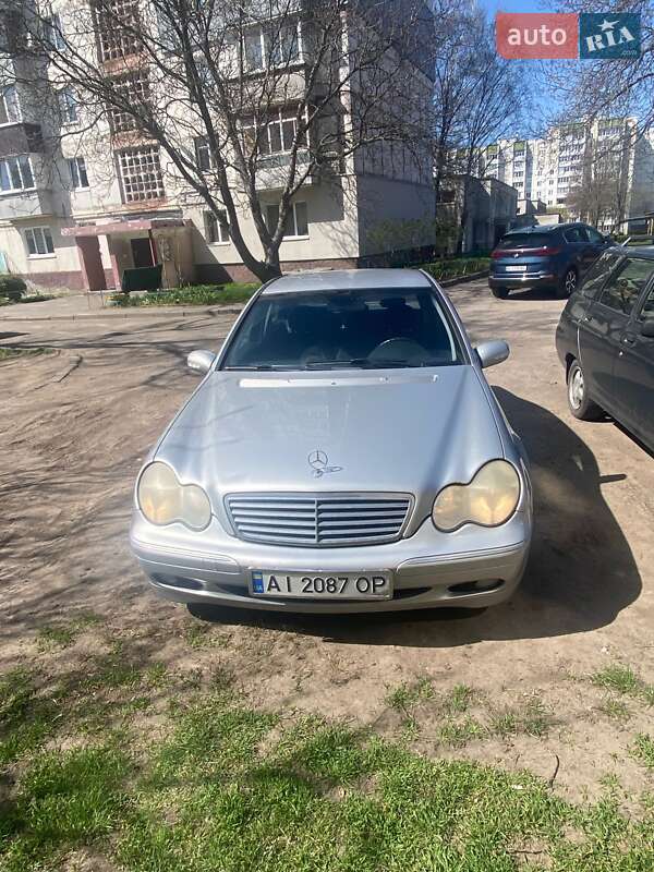 2001 mercedes-benz c 180