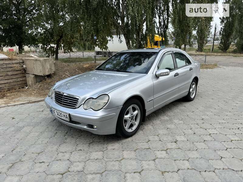 2001 mercedes-benz c 180