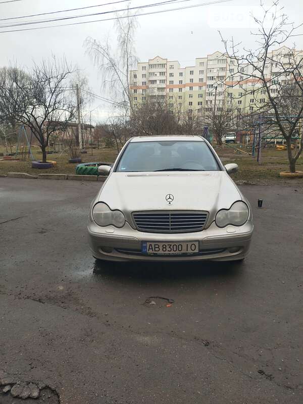 2001 mercedes-benz c 180