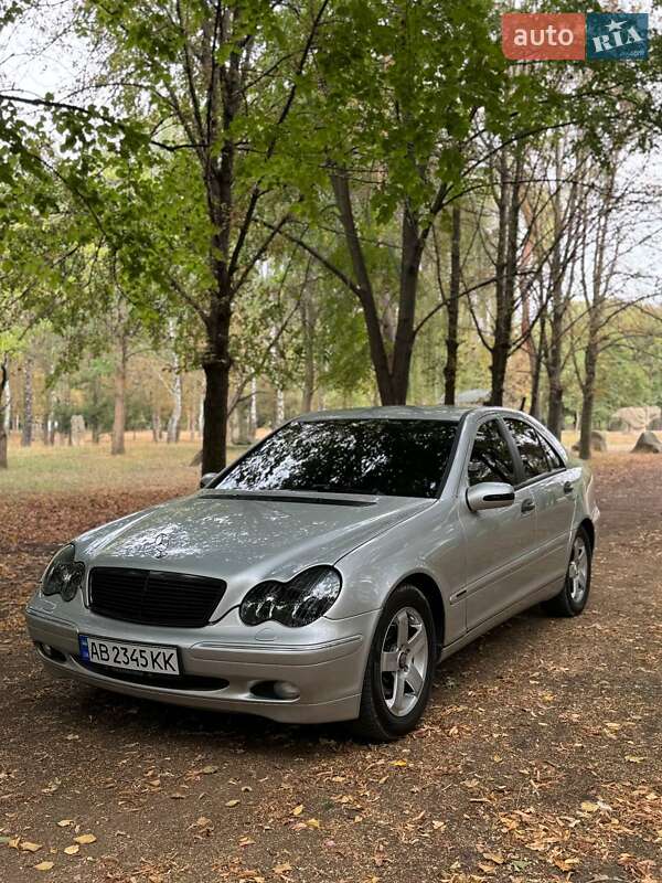 2001 mercedes-benz c 180