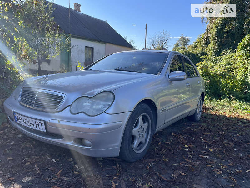 2001 mercedes-benz c 180