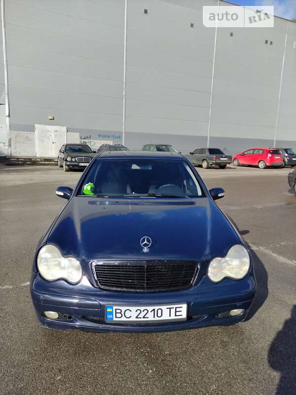2002 mercedes-benz c 180