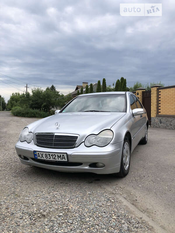 2001 mercedes-benz c 180