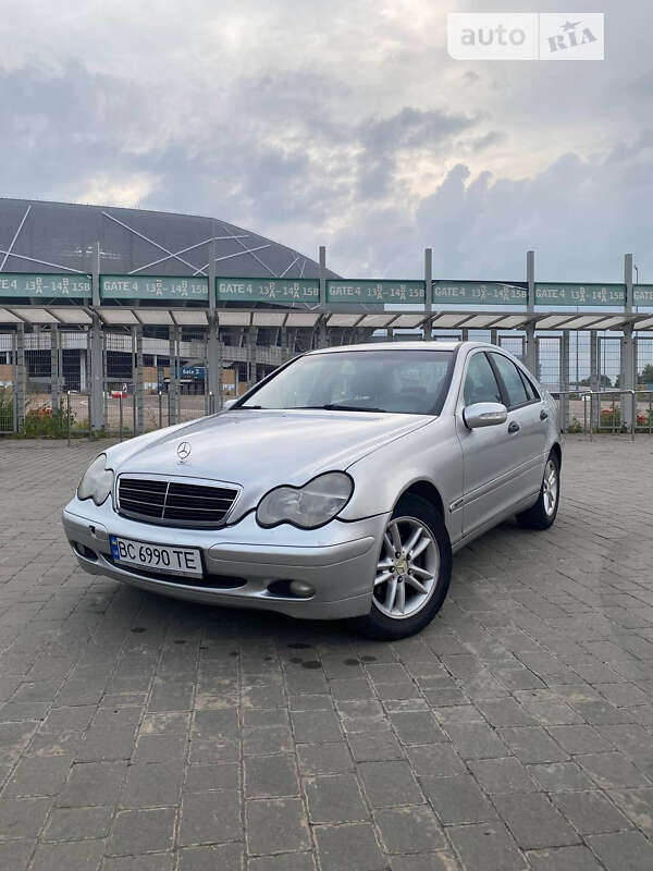 2002 mercedes-benz c 200