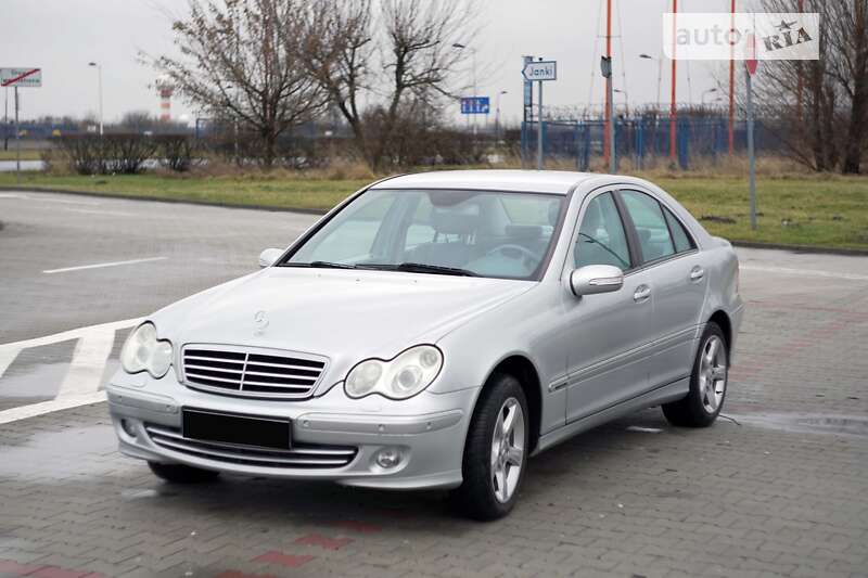 2005 mercedes-benz c 200