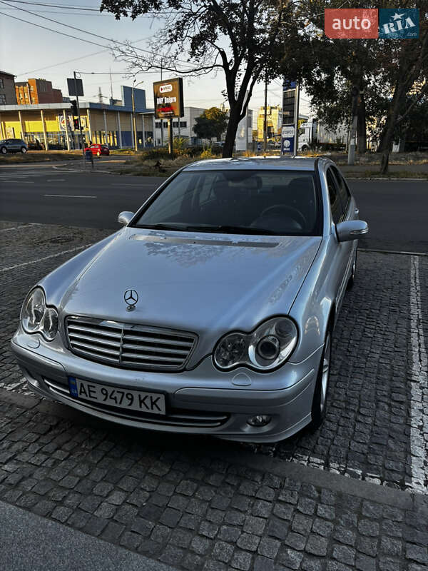 2006 mercedes-benz c-class