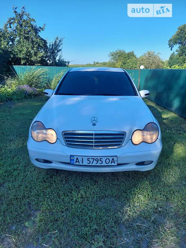 2001 mercedes-benz c 200