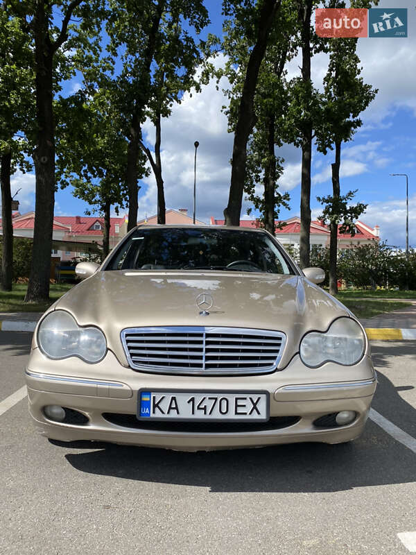 2001 mercedes-benz c 200