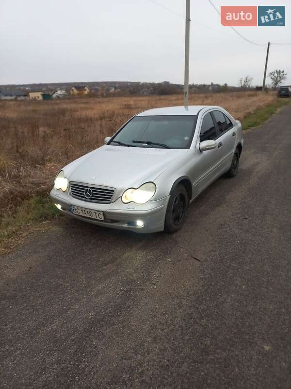 2001 mercedes-benz c 200