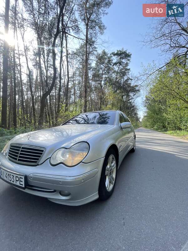 2002 mercedes-benz c 200