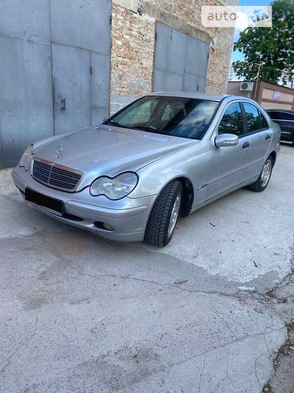 2000 mercedes-benz c 200