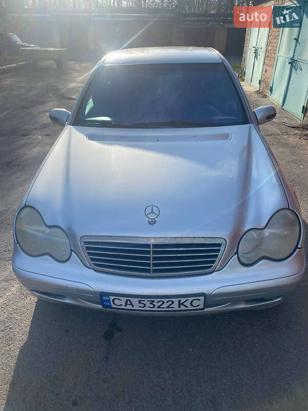 2002 mercedes-benz c 180