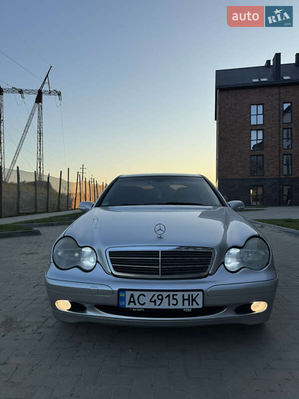 2003 mercedes-benz c 180