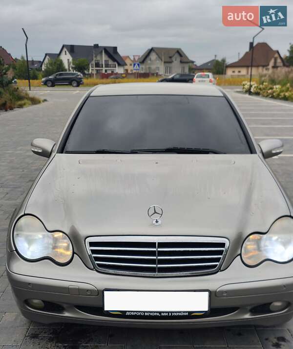 2003 mercedes-benz c 180