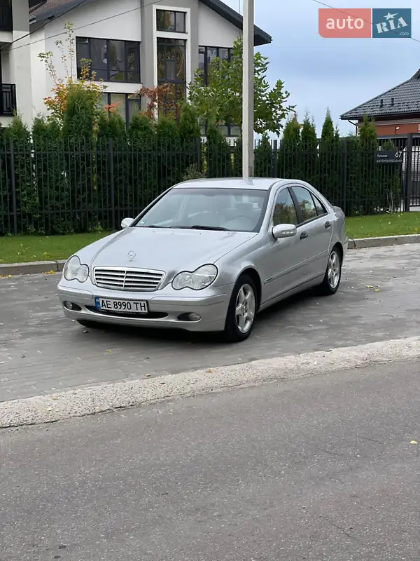 2003 mercedes-benz c 180