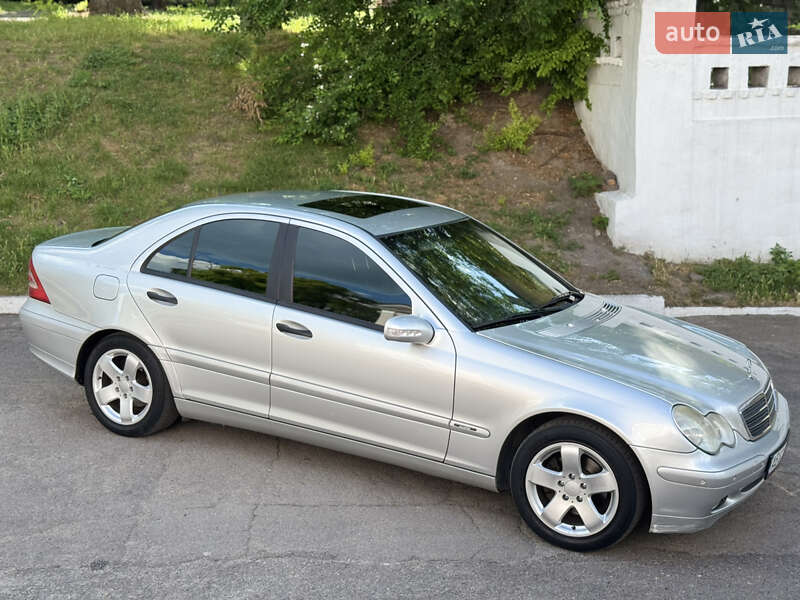 2004 mercedes-benz c 180