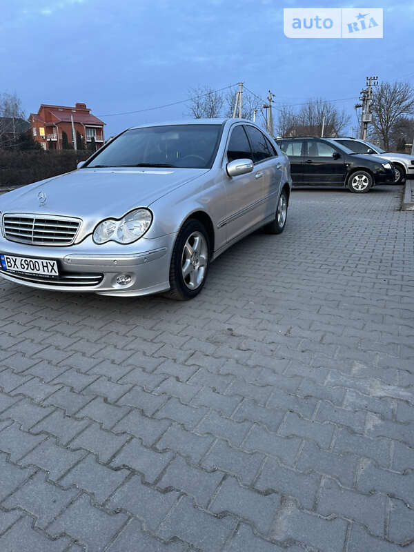 2005 mercedes-benz c 180